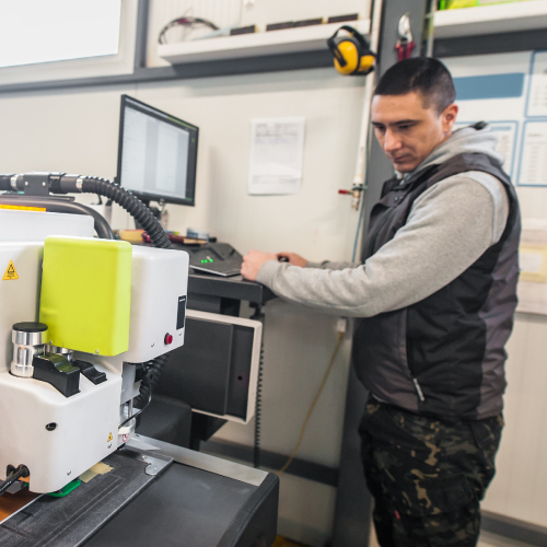 Kynection, digitises manual field based processes